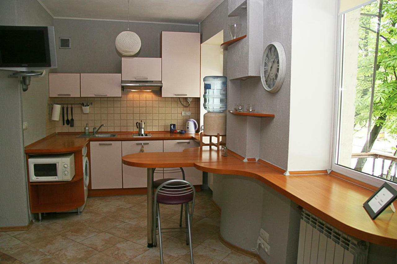 Great View Apartaments Near Lavra Kyiv Eksteriør billede